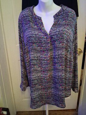 Premise long-sleeved tunic.  Size 3X